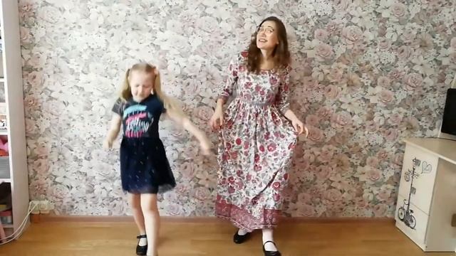 Цикл занятий "Играем, пляшем и поём"для воспитанников Фолк-группы "Канарейка" смотреть онлайн