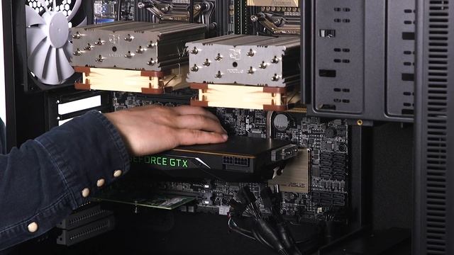 Swapping Multi-GPU Configuration in Fractal XL смотреть онлайн