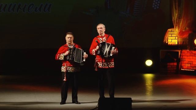 Вальсы военных лет - Николай Душин и Василий Клюкин. смотреть онлайн