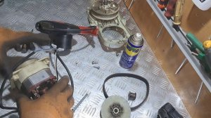 AL-KO Classic 3.82 SE замена подшипников на заклиневшем двигателе.