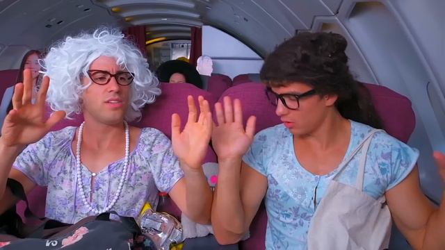 TIPOS DE PERSONAS EN EL AVION !! смотреть онлайн