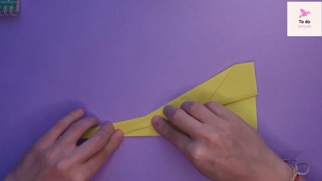 Как сделать самолет из бумаги, который далеко летает. How To Make a Paper Airplane смотреть онлайн