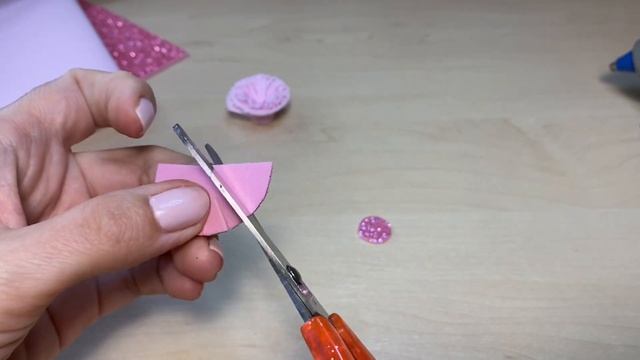 Как сделать Цветы из фоамирана Своими руками Глиттерный фоамиран смотреть онлайн