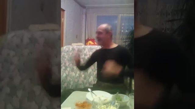 поет караоке 2 смотреть онлайн