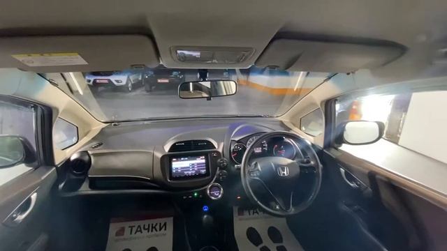 Honda Fit Shuttle смотреть онлайн