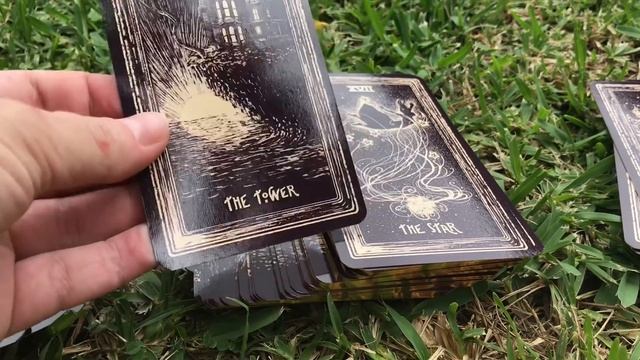 Unboxing || Light Visions Tarot by James Eads смотреть онлайн