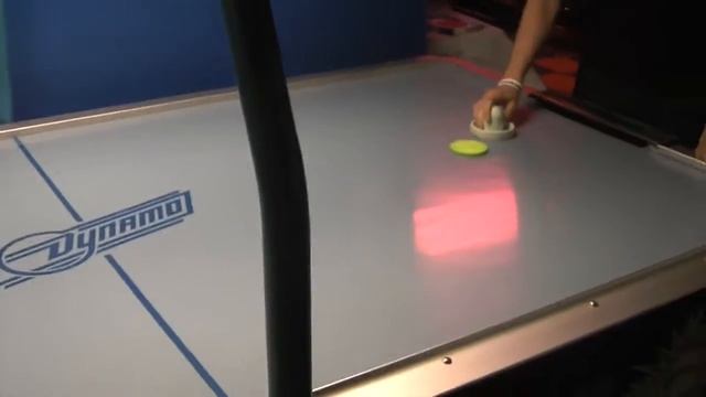 Arcade Insanity: Air Hockey - Game 1 смотреть онлайн