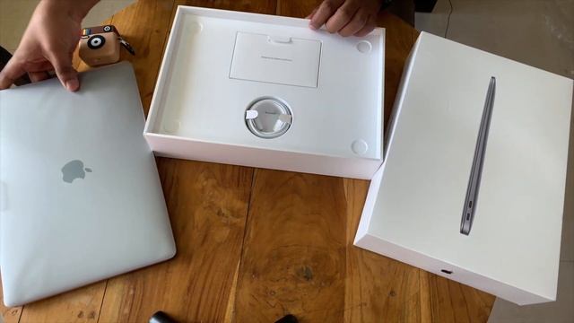 MacBook Air 2020 unboxing in Hindi India. #MacBookAir2020 #MacBookAirIndia Indian Review смотреть онлайн
