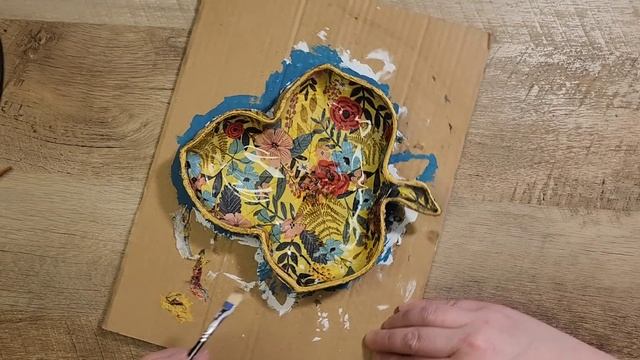 Decoupage Napkin Tutorial 3 Easy Crafts! смотреть онлайн