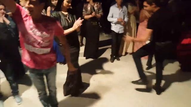 Прикольные и очень классные ЦЫГАНСКИЕ ТАНЦЫ.Свадьба цыганская смотреть онлайн