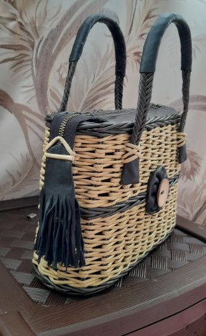 СУМОЧКА АЖУРНЫМ ПЛЕТЕНИЕМ из бумажной лозы  часть 1