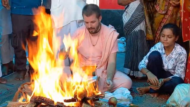 Janmashtami Yajna Vrindavan // Джанмаштами ягья День рождения Кришны Вриндаван Индия. Защита бхакти