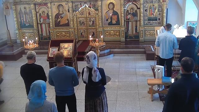 Воскресная Литургия в Михаило-Архангельской Харлампиевской церкви смотреть онлайн