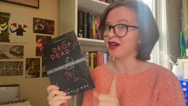2 Queer Romance ARCs! | DROP DEAD + GWEN & ART ARE NOT IN LOVE | no-spoiler reviews смотреть онлайн