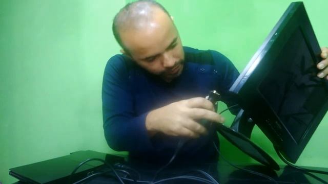 Adaptador RCA RGB para VGA Funciona para PS2 PS3 XBOX 360 смотреть онлайн