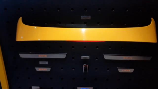 Renault Accessories For All | Genuine Accessories | Logo | Camera | Gear Knob | Alloys Wheels & Mor смотреть онлайн