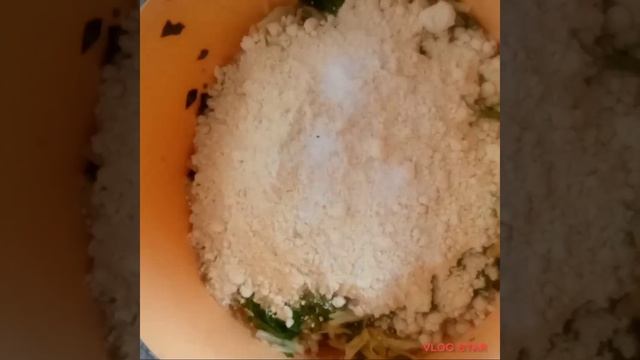 Barish Me Kia Bnaiyaدوپہر کی روٹین بنی سپیشل??//Daily Vlogs By SM смотреть онлайн
