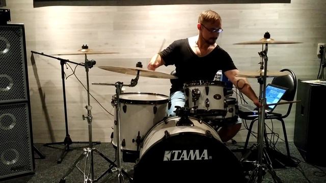 Александр Ефимов-Personal Jesus (Depeche Mode Drum Cover) смотреть онлайн