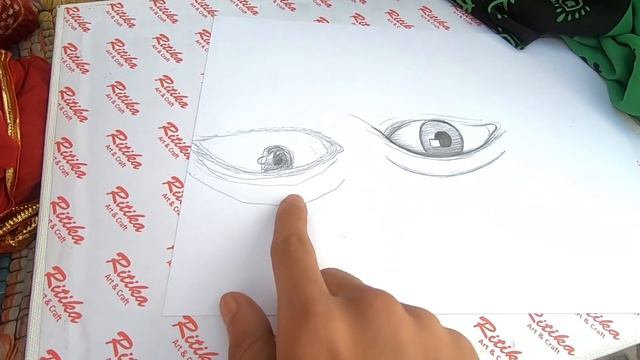 Drawing with My Family ❤️ Realistic Eye смотреть онлайн
