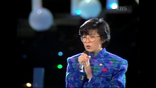 이선희(Lee Sun Hee) - 어둠은 걷히고 [쇼특급] | KBS 19871212 방송 смотреть онлайн