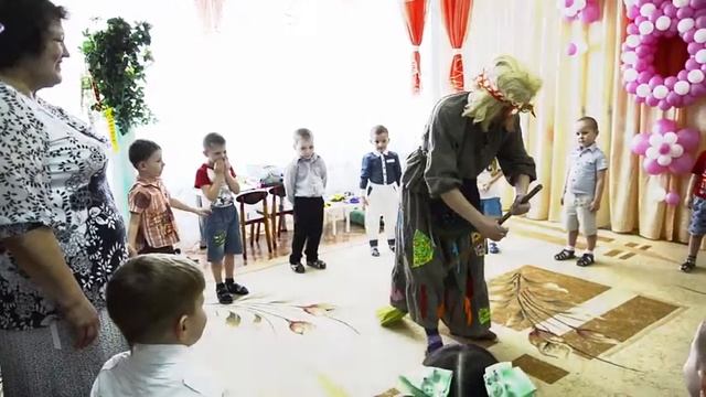 Утренник к 8 марта 2015 г.Орск, Детский Сад №56, группа №8 "Колокольчики" смотреть онлайн