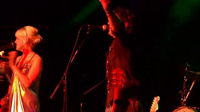 Steel Magnolia covering Dwight Yoakam Fast As You in Grand Rapids, MI 6/3/10 смотреть онлайн