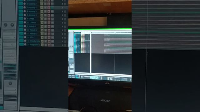 как записать аккомпанимент с синтезатора ROLAND BK-3 в MIDI.1я часть НЕУДАЧНО... смотреть онлайн