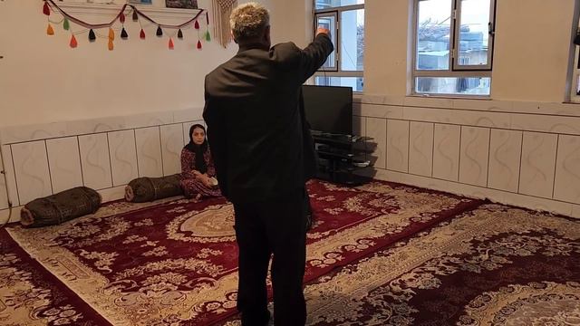 Grandpa's defense of the family... смотреть онлайн