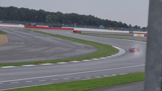 Ferrari XX Silverstone смотреть онлайн