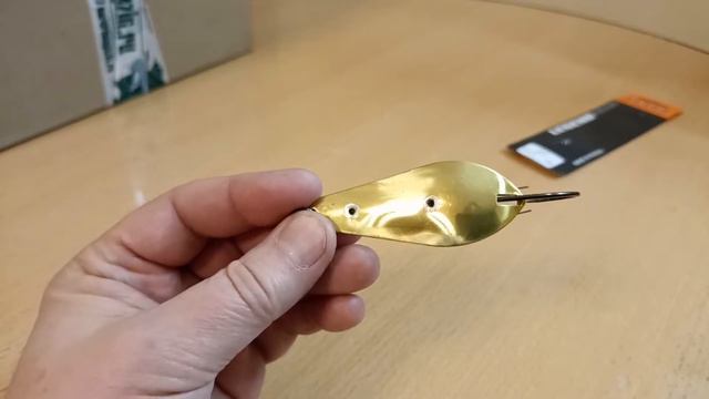 Распаковка посылки с блесной Akara Legend Atom одинарный крючок по заказу Fmagazin смотреть онлайн