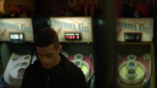 Раскрытие темной стороны: мистер Робот исследует человеческие слабости смотреть онлайн