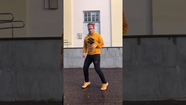 Как парню танцевать на дискотеке или в клубе? смотреть онлайн