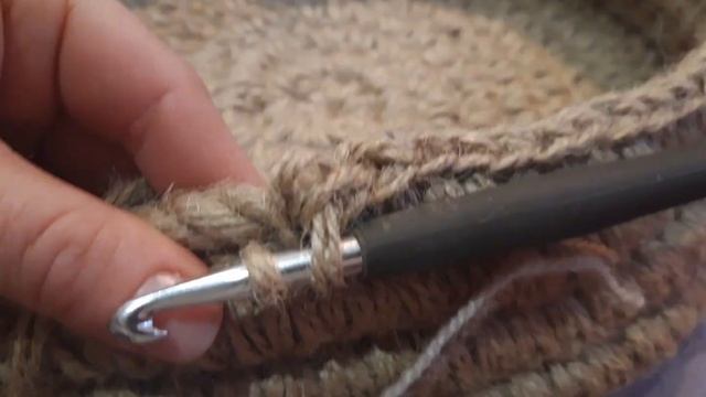 Вязание из джута. Обвязка джутового каната смотреть онлайн