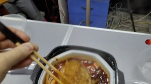 ?Китайская Саморазогревающаяся Лапша? Haidilao HotPot с говядиной и острым соусом
