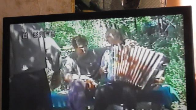 2006г\огней так много золотых\на баяне от самоучки слухача на дне города в конце заела клавиша\ниж\ смотреть онлайн