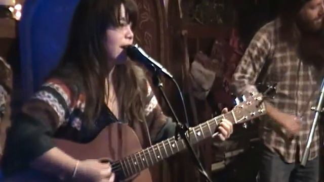 Samantha Crain with Daniel Foulks, "Songs in the Night" смотреть онлайн