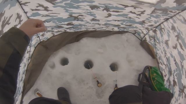 Рыбалка в Сибири #63. Ловим чебака и подлещика в Мотково на Ине. 21 февраля 2019. смотреть онлайн