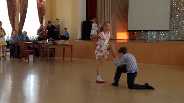 #Танец "Королева красоты" ??? от Евы BanderЫ смотреть онлайн