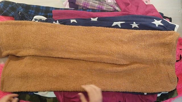 08306 Fleece Nightwear (Флисовая ночная одежда)№6 12,75 кг 10,20€ за кг 47 ед