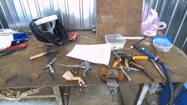 Динозавр из меди... смотреть онлайн