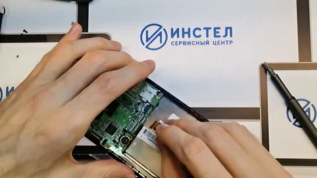 Замена дисплея телефона Asus FonePad Note 6 ME560CG смотреть онлайн