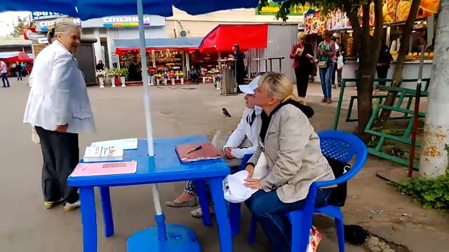 Пикет по сбору подписей в поддержку кандидата в мэры Москвы С.С. Собянина -- м.Университет смотреть онлайн