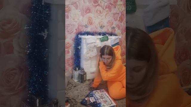 Распаковка Адвент календаря от Kinder ?????? смотреть онлайн