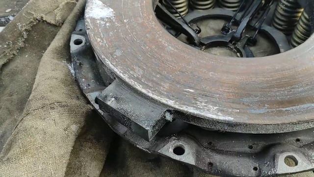 КПП с делителем КАМАЗ, Сцепление КАМАЗ с ХРАНЕНИЯ. Не большой обзор смотреть онлайн