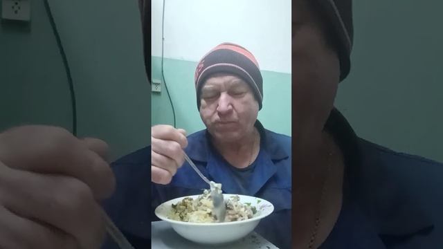 На обзор печень трески натуральная изготовлено из охлажденной печени Атлантической трески с посылки