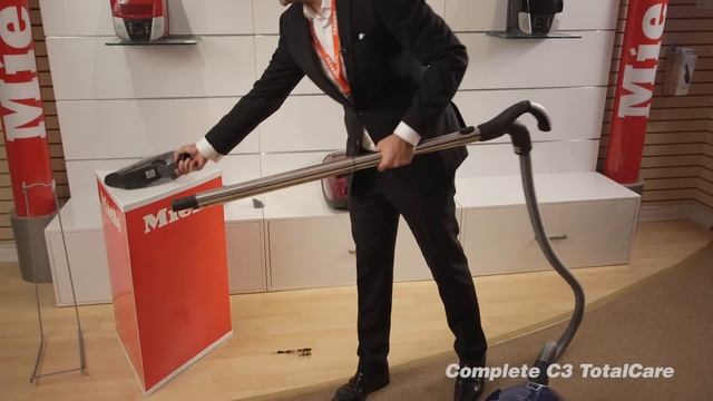 Miele C3 Complete TotalCare Vacuum Demo - Discontinued смотреть онлайн