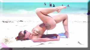 Meduza - Lose Control (TPaul Saxophone) - Girl in Bikini