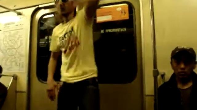 Танцы в метро смотреть онлайн