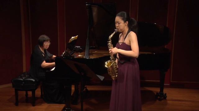 Franz Schubert - Arpeggione Sonata, D. 821 mvt.1 arr. for alto saxophone and piano смотреть онлайн