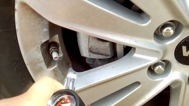 Какое давление должно быть в шинах Киа Спортейдж и Хендай Туссан? смотреть онлайн